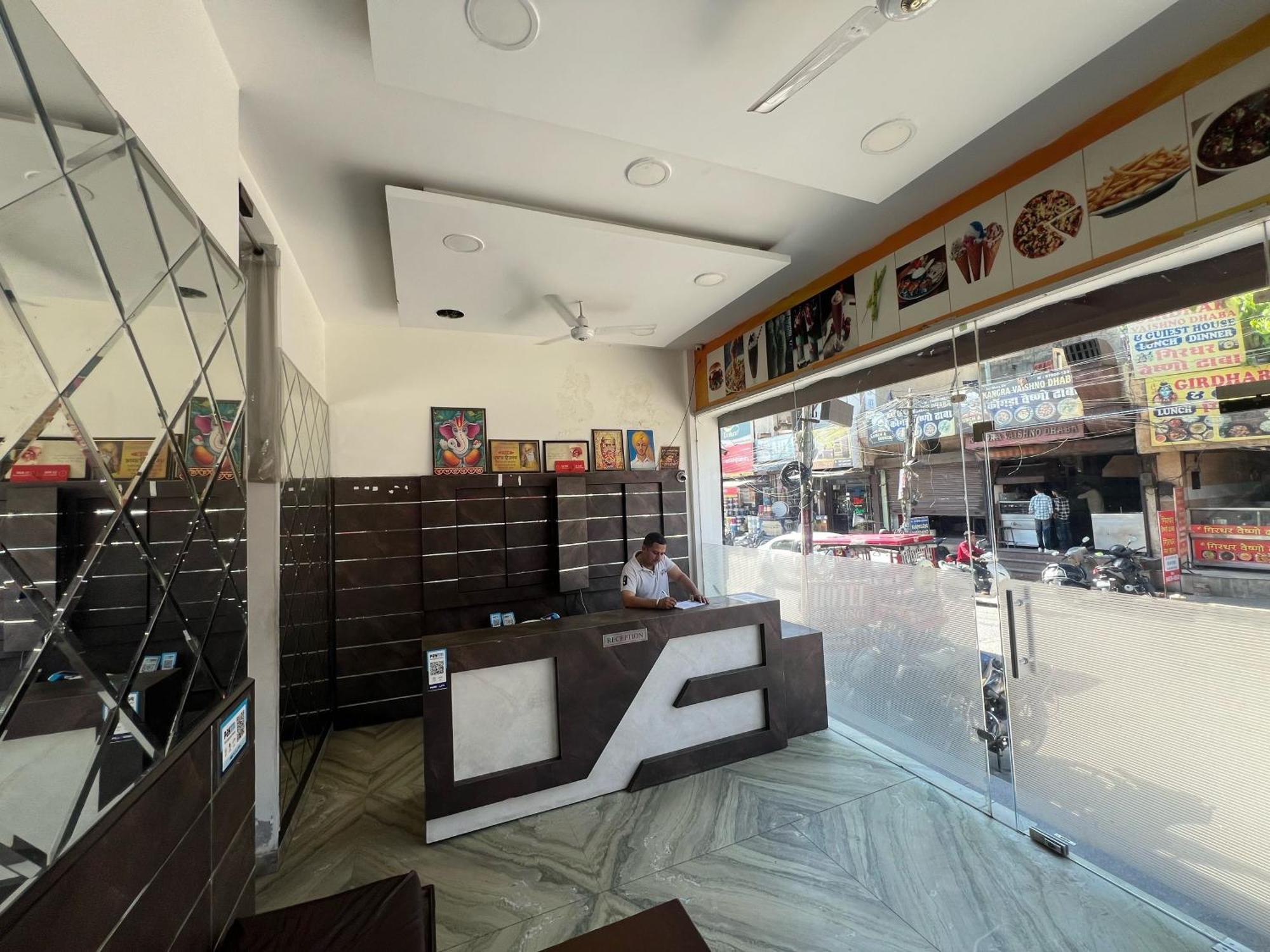 ג'לנדהר Hotel Blessing Inn By Grb מראה חיצוני תמונה